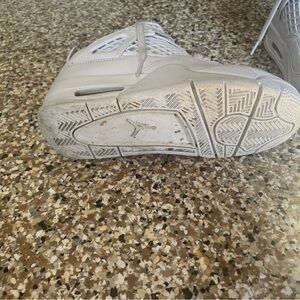 Jordan Athletic Shoes in Light Gray